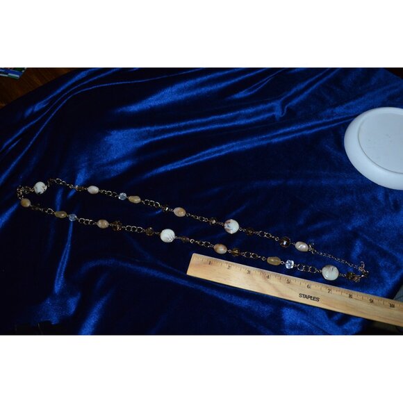 Premier Designs Gold Tone Link Necklace Gold White Clear Beads - Picture 6 of 7